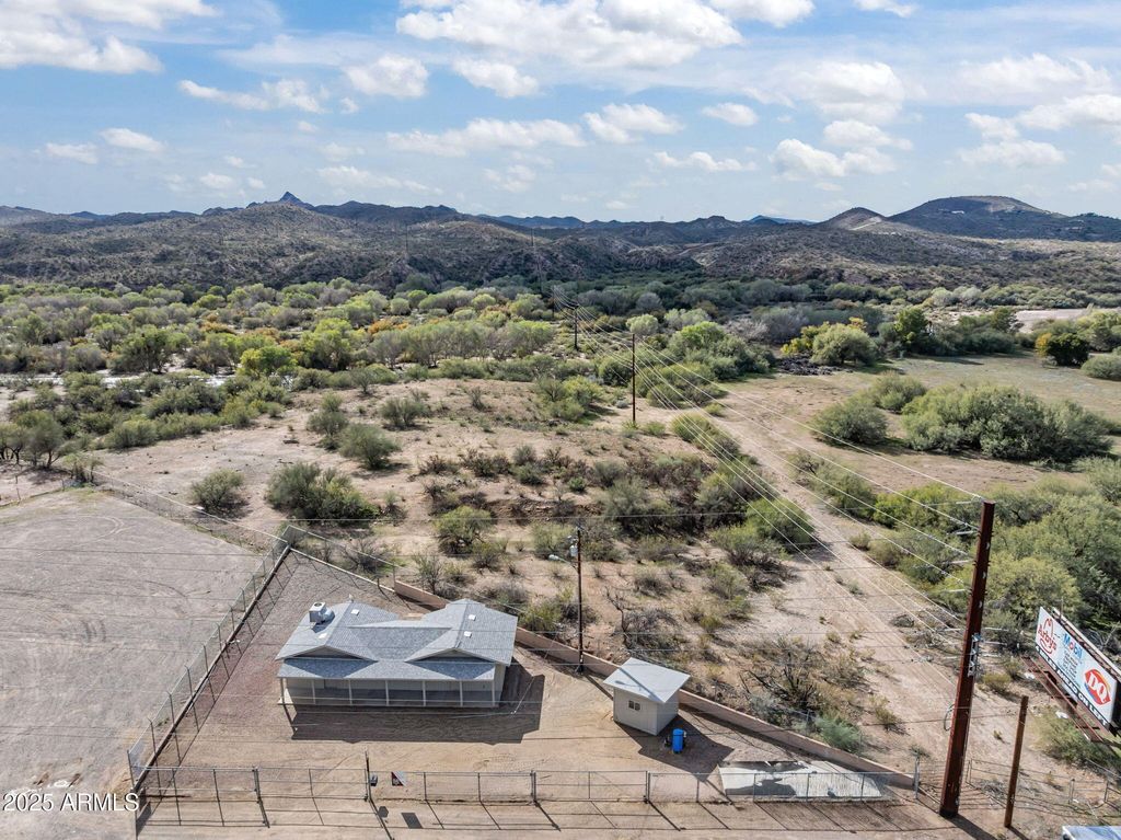 51426 NW US HIGHWAY 60 89 Avenue, Wickenburg, AZ 85390 — photo 5