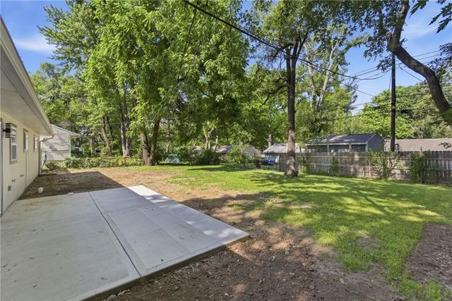 11310 CORRINGTON Avenue, Kansas City, MO 64134