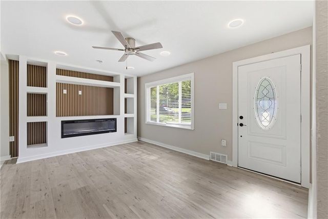 11310 CORRINGTON Avenue, Kansas City, MO 64134