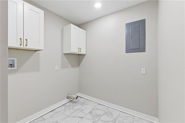 11310 CORRINGTON Avenue, Kansas City, MO 64134