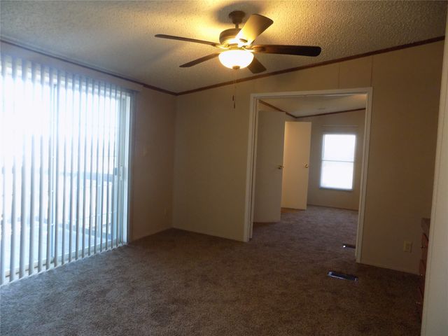 9489 Old Agnes Road, Springtown, TX 76082