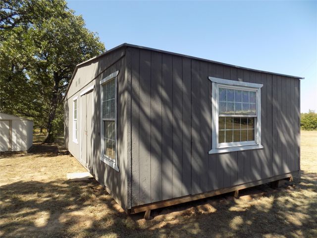 9489 Old Agnes Road, Springtown, TX 76082