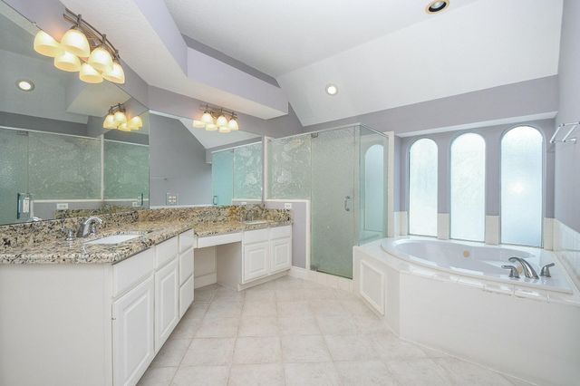 215 Wildmoor Court, Houston, TX 77094