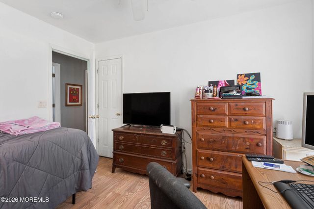 1724 2nd Avenue, Toms River, NJ 08757