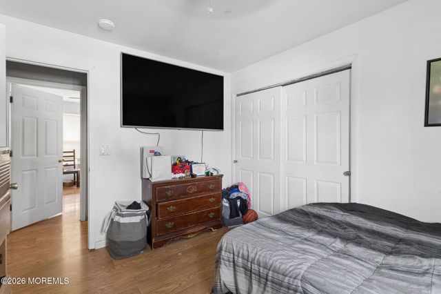 1724 2nd Avenue, Toms River, NJ 08757