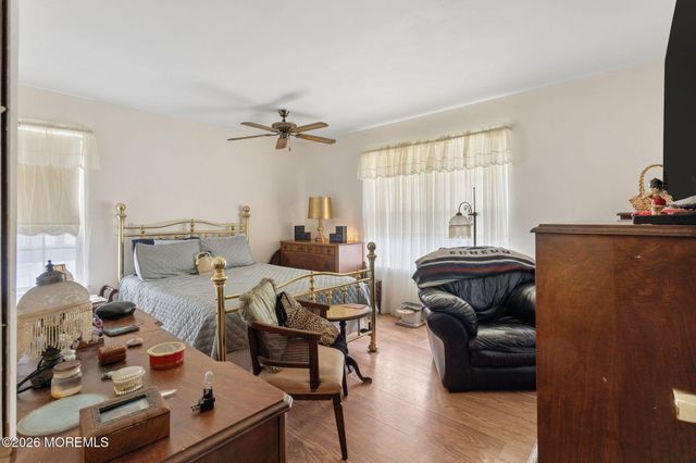 1724 2nd Avenue, Toms River, NJ 08757