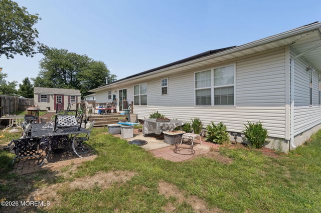 1724 2nd Avenue, Toms River, NJ 08757
