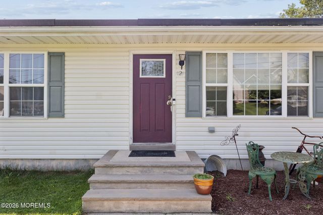 1724 2nd Avenue, Toms River, NJ 08757