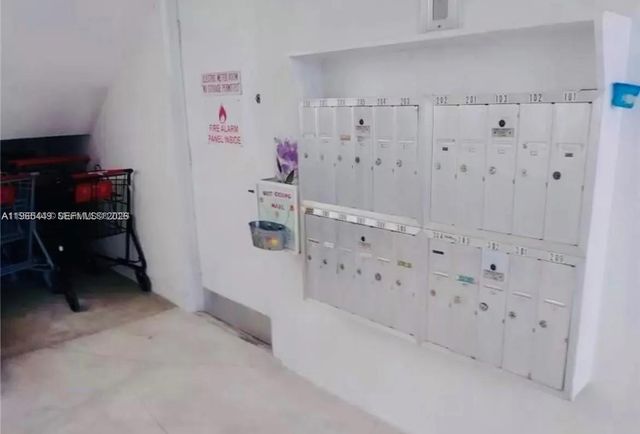 1840 Dewey St 103, Hollywood, FL 33020