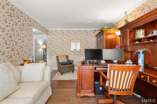 37 Great Lakes Drive, St Peters, MO 63376