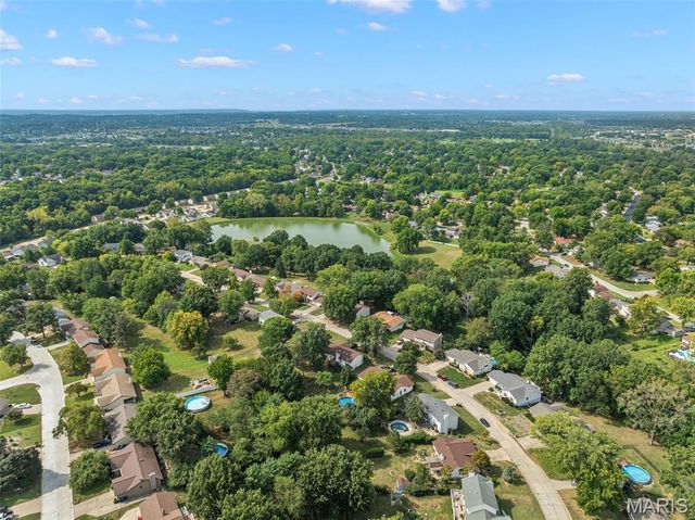 37 Great Lakes Drive, St Peters, MO 63376