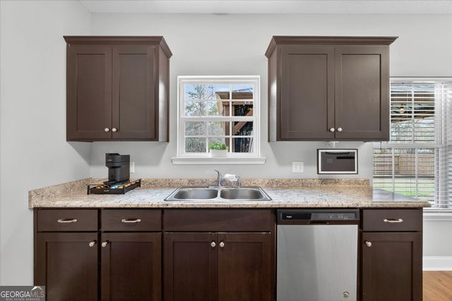 245 Alcott Circle, Hinesville, GA 31313