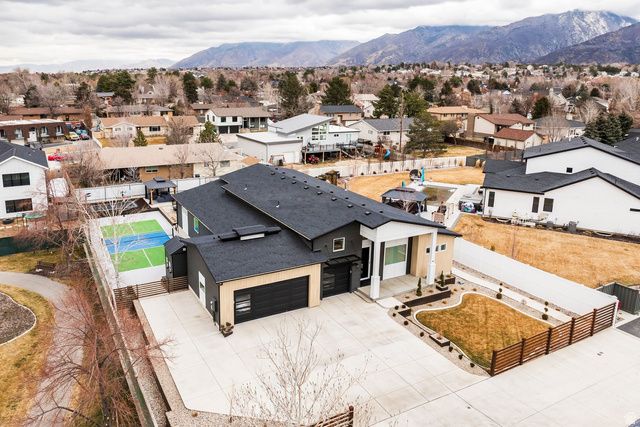 11318 S CANYON FALLS LN, Sandy, UT 84092