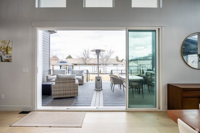 11318 S CANYON FALLS LN, Sandy, UT 84092