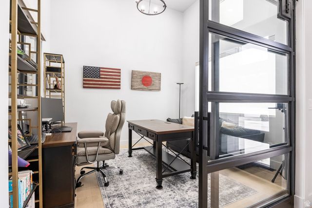 11318 S CANYON FALLS LN, Sandy, UT 84092