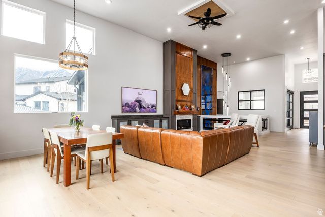 11318 S CANYON FALLS LN, Sandy, UT 84092