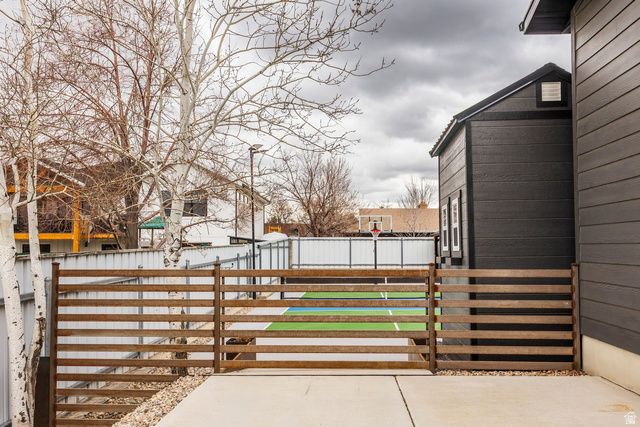 11318 S CANYON FALLS LN, Sandy, UT 84092