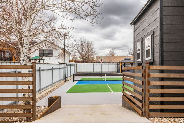 11318 S CANYON FALLS LN, Sandy, UT 84092