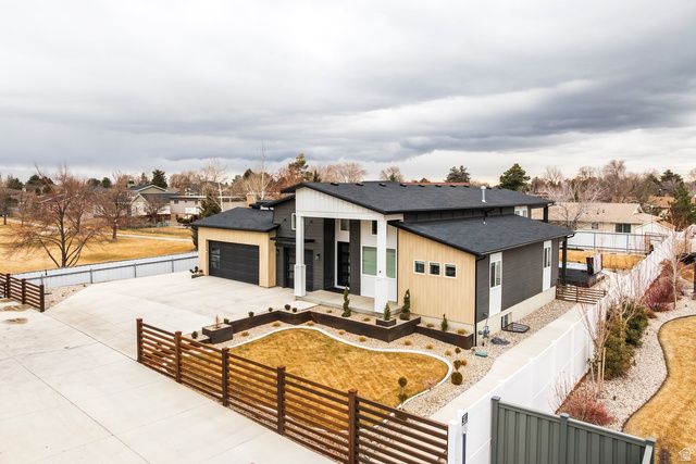 11318 S CANYON FALLS LN, Sandy, UT 84092