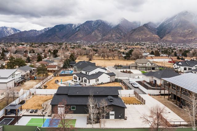 11318 S CANYON FALLS LN, Sandy, UT 84092