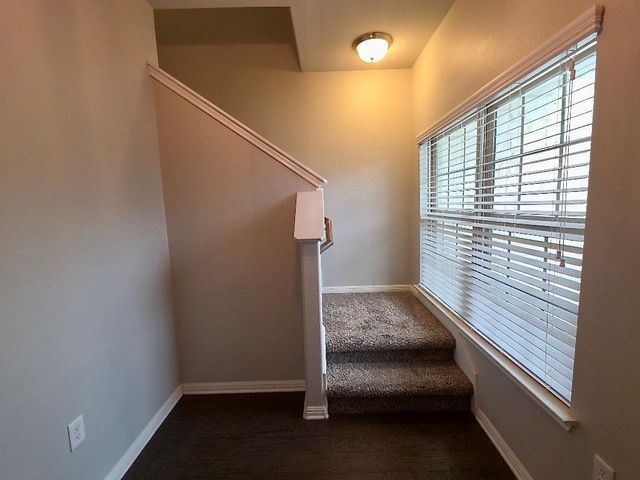 1608 Catalan RD 302, Austin, TX 78748