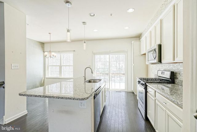 17 IRON GATE RD, Sicklerville, NJ 08081