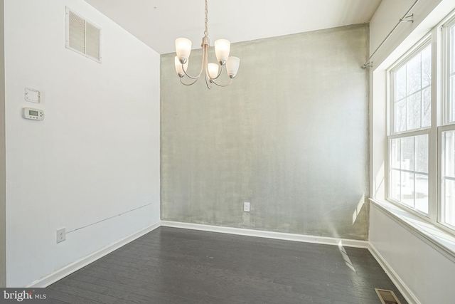 17 IRON GATE RD, Sicklerville, NJ 08081