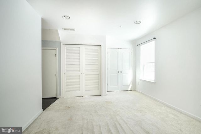 17 IRON GATE RD, Sicklerville, NJ 08081