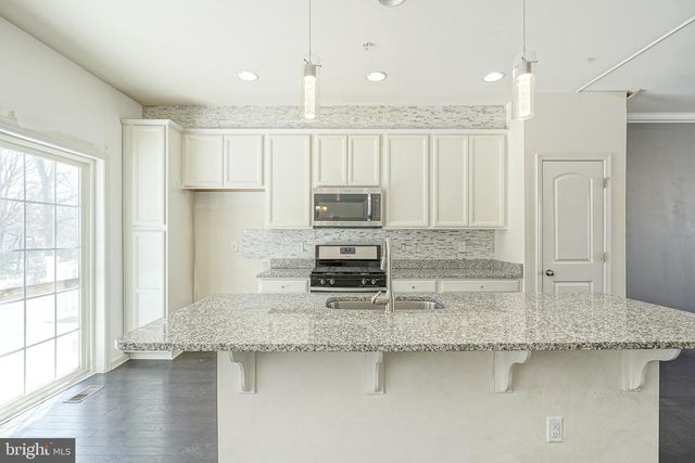 17 IRON GATE RD, Sicklerville, NJ 08081