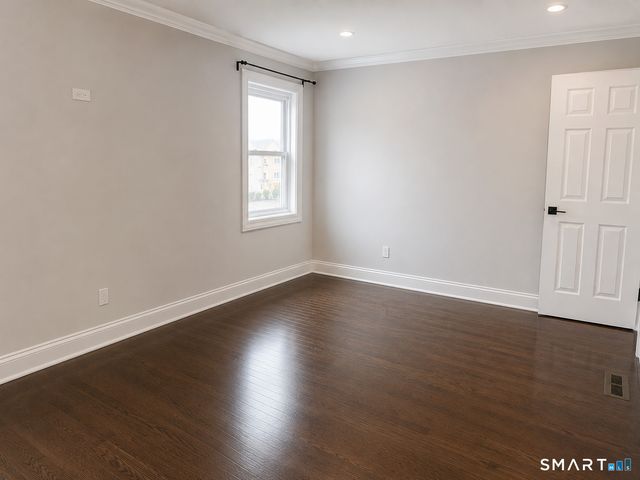 31 Carriage Drive 31, Milford, CT 06460