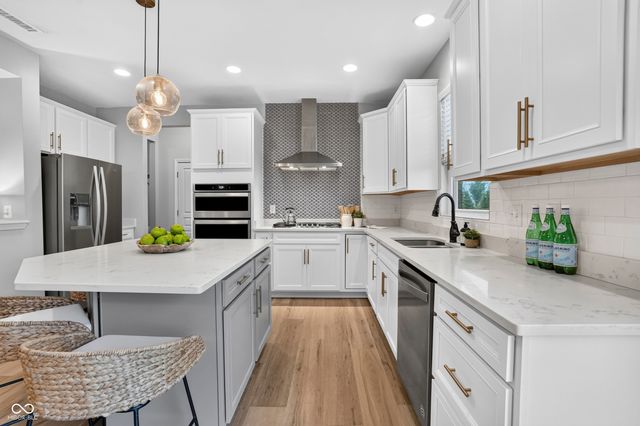 13570 Longrise Lane, Fishers, IN 46037