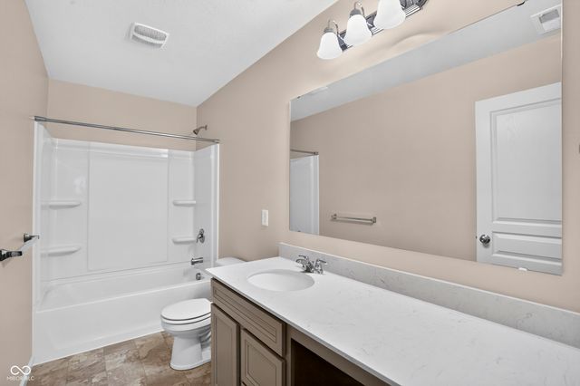 13570 Longrise Lane, Fishers, IN 46037