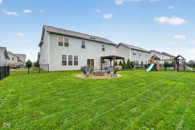 13570 Longrise Lane, Fishers, IN 46037