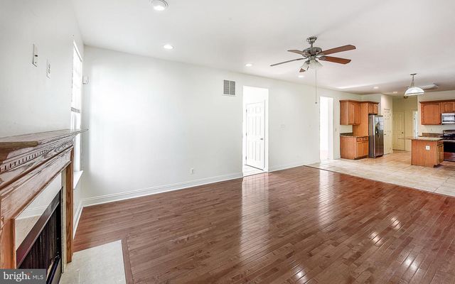 6 PALMER CT, Glassboro, NJ 08028