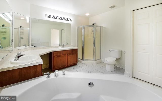 6 PALMER CT, Glassboro, NJ 08028