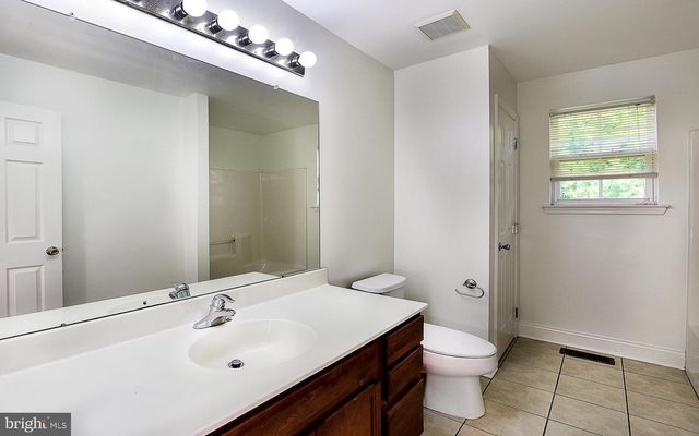 6 PALMER CT, Glassboro, NJ 08028