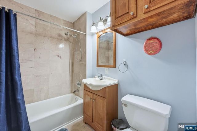 19 Market 205, Paterson, NJ 07501