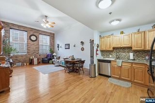19 Market 205, Paterson, NJ 07501