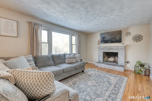 23 Thompson Hill Road, Columbia, CT 06237