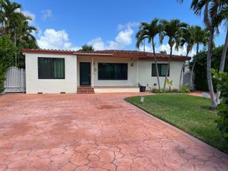 445 NE 109th Street 4, Miami, FL 33161