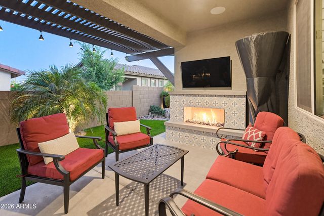 24777 N 172ND Avenue, Surprise, AZ 85387