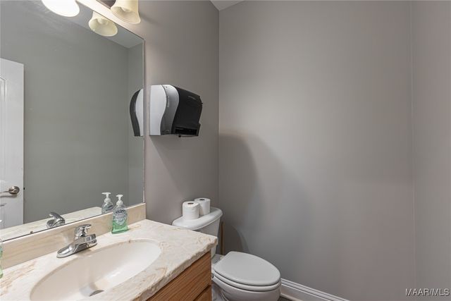 10406 Highway 231 ., Wetumpka, AL 36092