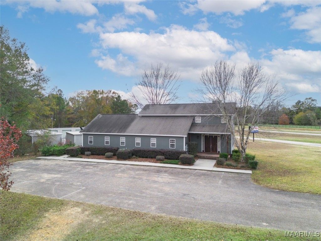 10406 Highway 231 ., Wetumpka, AL 36092