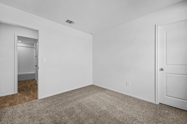 12117 Horseshoe Field BND, Mustang Ridge, TX 78610