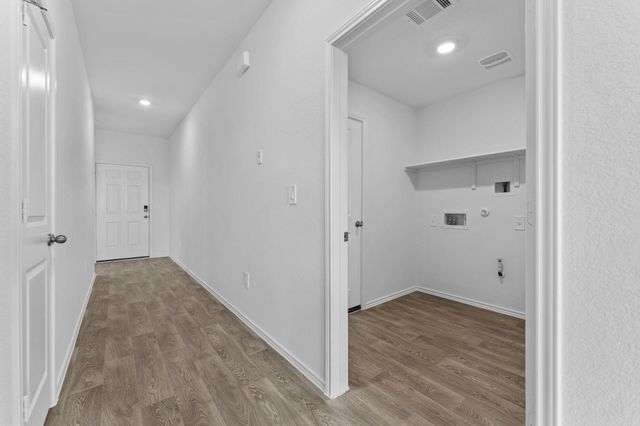 12117 Horseshoe Field BND, Mustang Ridge, TX 78610