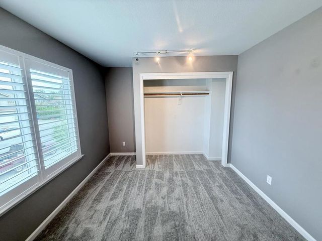 1701 Hemlock Court, Hollister, CA 95023