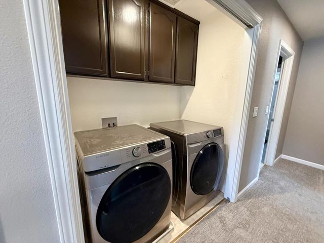 1701 Hemlock Court, Hollister, CA 95023