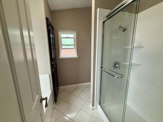 1701 Hemlock Court, Hollister, CA 95023