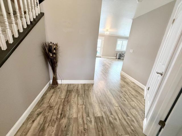 1701 Hemlock Court, Hollister, CA 95023