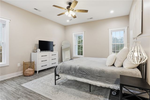 103 W Chestnut Court, Central, SC 29630